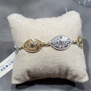 Lucky brand‎ silver and gold Dainty Scrolled jeweled bracelet Adjustable New